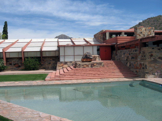 Taliesin008