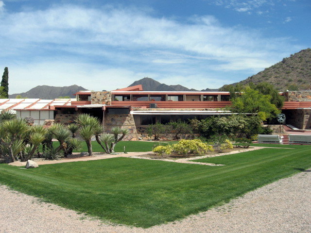 Taliesin010